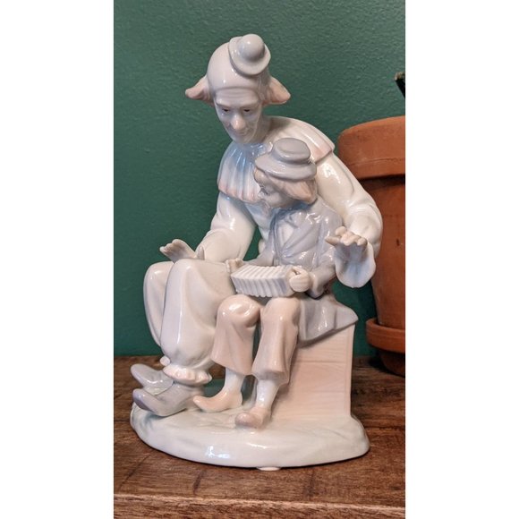 Vintage 1985 Arnart Figurine - Clown Teaching Boy Accordion - Picture 3 of 8